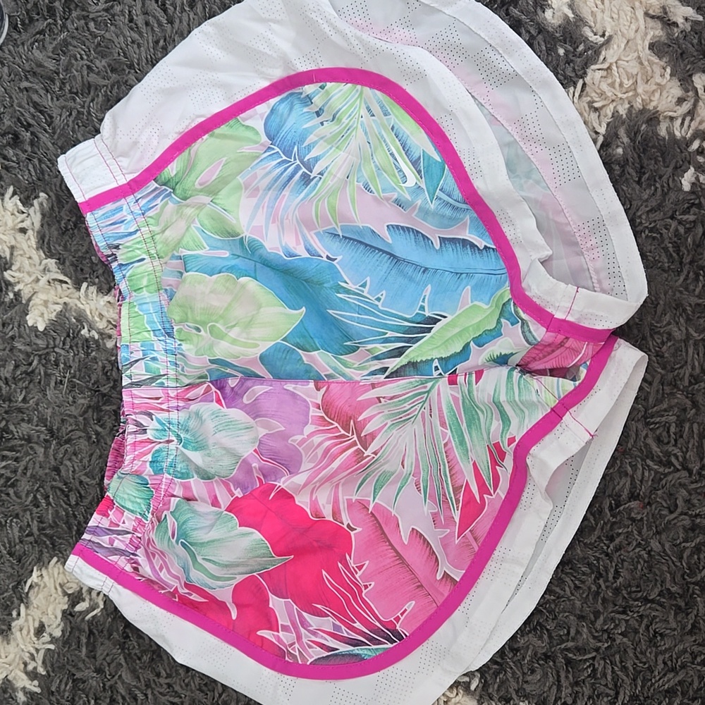 Nike Women's Tropical Pink And White Dri-fit Shorts, Brand New, Size Med